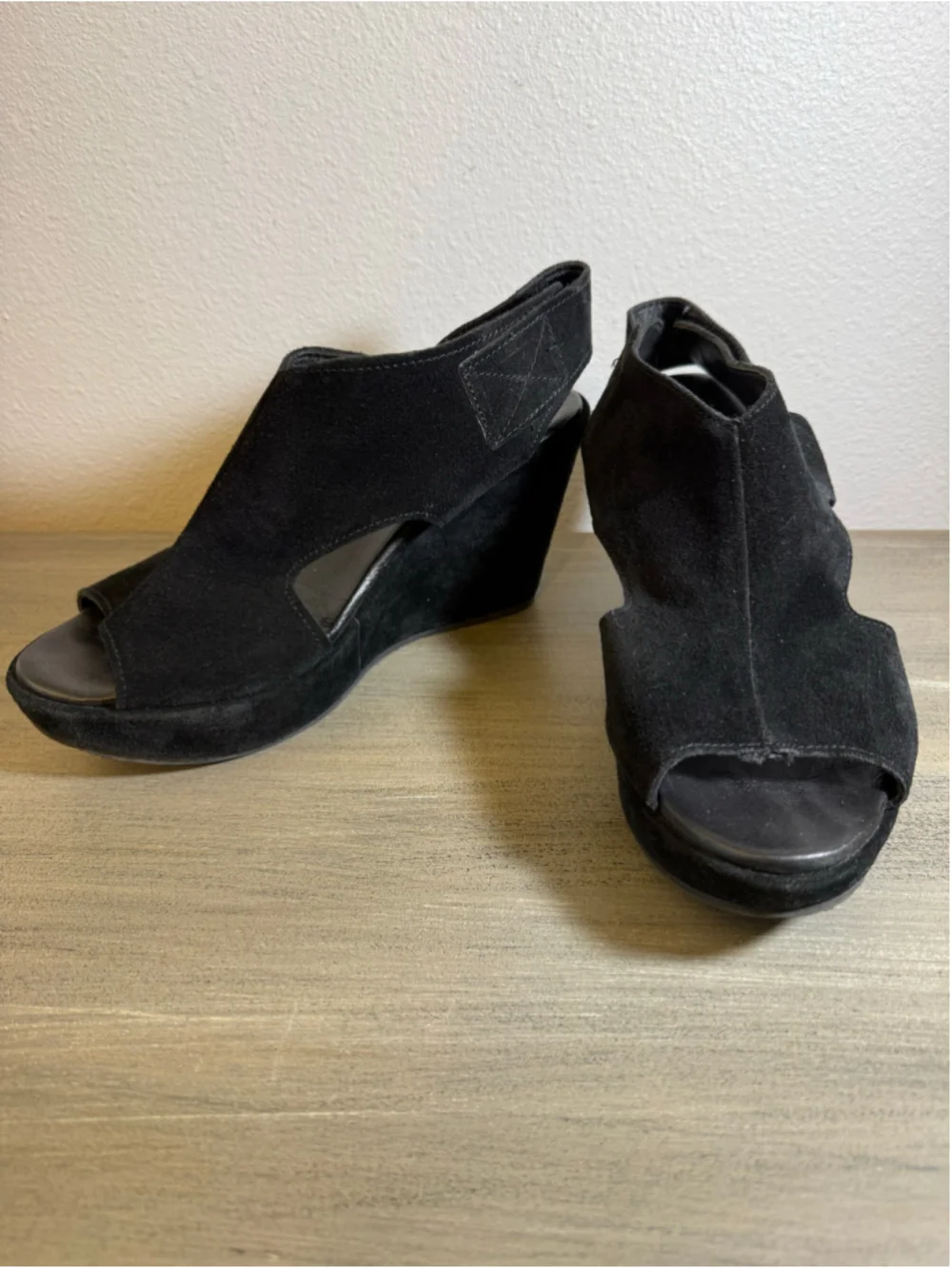 Cordani Reed Black Suede Platform Wedge Sandal Booties Size 9 / 39